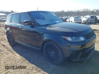 2016 Land Rover Range Rover Sport SVR z VIN SALWZ2EFXGA589337, wystawiony jako IAAI lot #41395075 z przebiegiem 71 364 mil mil oraz . Historia ofert i sprzedaży dostępna na DreamBid. Obrazek 1.
