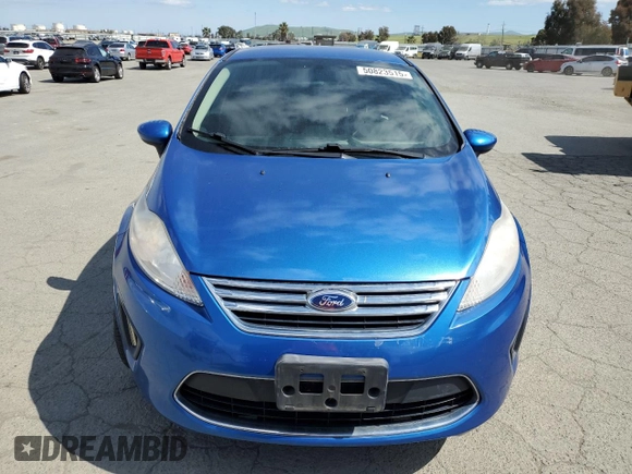 2011 Ford Fiesta SE with VIN 3FADP4BJ2BM154564, listed as a Copart auction lot 50823515 with 59,016 mi miles and Clean Title. Bid and sale history available at carsss.com. Image 5.