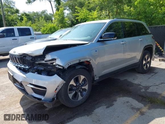 2024 Jeep Grand Cherokee с VIN 1C4RJYB67R8516567, выставлен на аукционе IAAI как лот 42549116 с пробегом 43 307 миль миль и . История ставок и продаж доступна на DreamBid. Изображение 17.