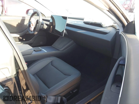 2025 Tesla Model 3 Long Range with VIN 5YJ3E1EB3SF926394, listed as a IAAI auction lot 42249844 with 1,090 mi miles and . Bid and sale history available at DreamBid. Image 5.
