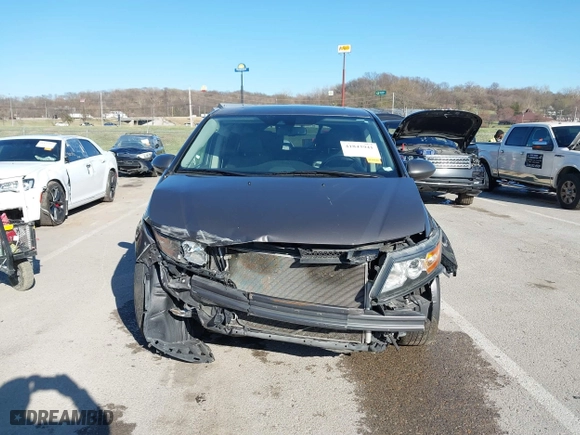2016 Honda Odyssey EX-L with VIN 5FNRL5H6XGB020370, listed as a IAAI auction lot 41843941 with 189,980 mi miles. Bid and sale history available at carsss.com. Image 13.