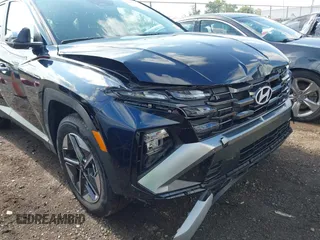 2025 Hyundai Tucson SEL Convenience with VIN KM8JCDD17SU292727, listed as a IAAI auction lot 42442616 with 4,292 mi miles and . Bid and sale history available at DreamBid. Image 6.