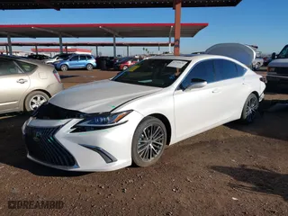 2024 Lexus ES with VIN 58ADA1C15RU042473, listed as a IAAI auction lot 41755870 with 19,043 mi miles. Bid and sale history available at carsss.com. Image 17.