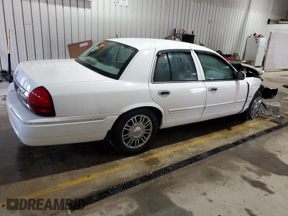 2009 Mercury Grand Marquis LS with VIN 2MEHM75VX9X618590, listed as a Copart auction lot 53475205 with 110,097 mi miles and Salvage Title. Bid and sale history available at carsss.com. Image 3.