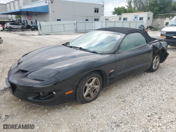 2000 Pontiac Firebird with VIN 2G2FS32K5Y2107337, listed as a Copart auction lot 71736024 with 0 miles and Salvage Title. Bid and sale history available at carsss.com. Image 1.