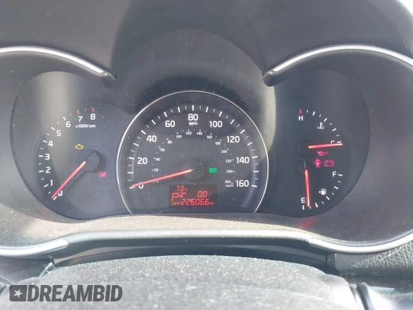2014 Kia Sorento LX z VIN 5XYKT3A66EG550034, wystawiony jako IAAI lot #42166131 z przebiegiem 226 066 mil mil oraz . Historia ofert i sprzedaży dostępna na DreamBid. Obrazek 7.