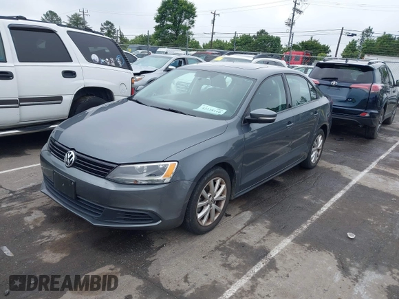 2012 Volkswagen Jetta SE с VIN 3VWDP7AJ5CM451193, выставлен на аукционе IAAI как лот 42228110 с пробегом 110 583 миль миль и . История ставок и продаж доступна на DreamBid. Изображение 2.