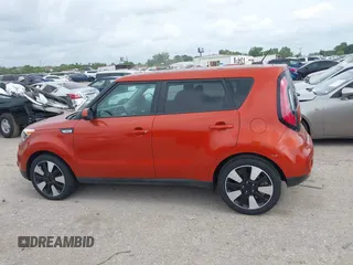 2018 Kia Soul + with VIN KNDJP3A5XJ7562086, listed as a IAAI auction lot 42141583 with 71,238 mi miles. Bid and sale history available at carsss.com. Image 14.