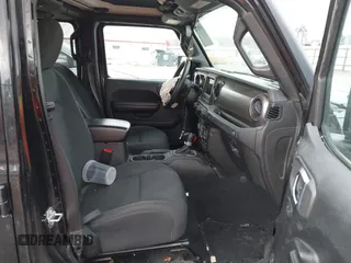 2018 Jeep Wrangler Unlimited Sport с VIN 1C4HJXDGXJW189576, выставлен на аукционе IAAI как лот 41906106 с пробегом 60 463 миль миль и . История ставок и продаж доступна на DreamBid. Изображение 5.