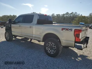 2017 Ford Super Duty F-250 SRW Lariat with VIN 1FT7W2BT9HEE00914, listed as a Copart auction lot 44317125 with 235,860 mi miles and Clean Title. Bid and sale history available at carsss.com. Image 2.