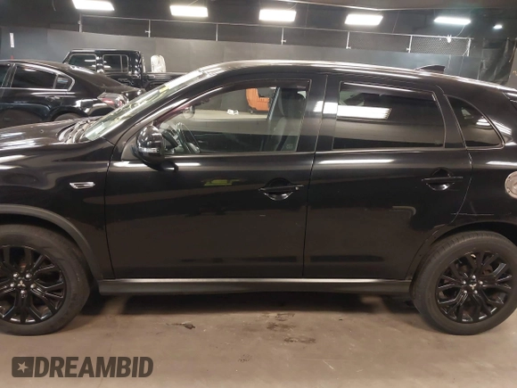 2018 Mitsubishi Outlander ES with VIN JA4AP3AU8JZ024640, listed as a IAAI auction lot 42558619 with 69,302 mi miles and . Bid and sale history available at DreamBid. Image 15.