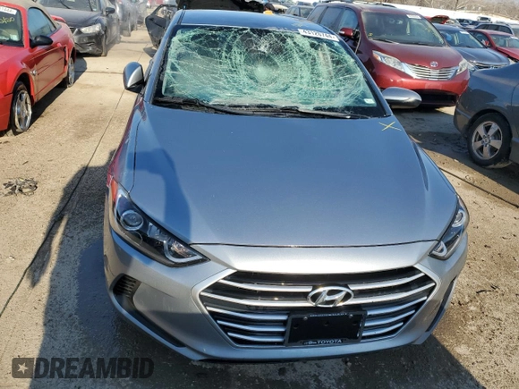 2017 Hyundai Elantra SE z VIN 5NPD74LF3HH063399, wystawiony jako Copart lot #43120744 z przebiegiem Nie podano mil oraz Nie do naprawy • Non repairable. Historia ofert i sprzedaży dostępna na DreamBid. Obrazek 5.