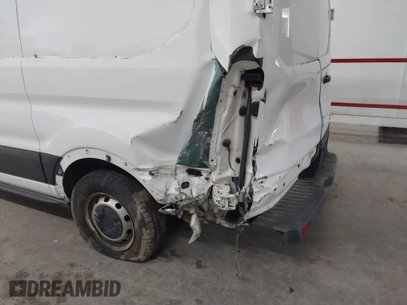 2017 Ford Transit с VIN 1FTYE1ZM3HKB35196, выставлен на аукционе IAAI как лот 42061557 с пробегом 88 581 миль миль и . История ставок и продаж доступна на DreamBid. Изображение 6.