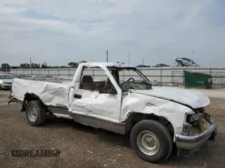 1996 Chevrolet Silverado 1500 with VIN 1GCEC14M5TZ124085, listed as a Copart auction lot 59532234 with 137,619 mi miles and Non Repairable. Bid and sale history available at DreamBid. Image 4.