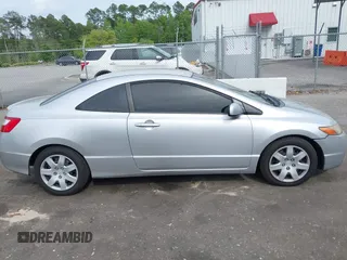 2007 Honda Civic Cpe LX with VIN 2HGFG12667H577166, listed as a IAAI auction lot 41983064 with 98,553 mi miles. Bid and sale history available at carsss.com. Image 13.