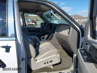 2015 Lincoln Navigator L with VIN 5LMJJ3JT4FEJ08010, listed as a IAAI auction lot 41490791 with 206,407 mi miles. Bid and sale history available at carsss.com. Image 5.