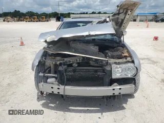 2006 Chrysler 300 C with VIN 2C3LA63H86H319542, listed as a Copart auction lot 63530194 with 167,288 mi miles and Salvage Title. Bid and sale history available at carsss.com. Image 5.