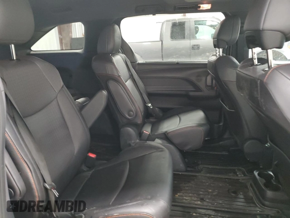 2024 Toyota Sienna XSE z VIN 5TDDSKFC2RS117341, wystawiony jako Copart lot #46500865 z przebiegiem 14 637 mil mil oraz Szkoda całkowita • Salvage title. Historia ofert i sprzedaży dostępna na DreamBid. Obrazek 11.