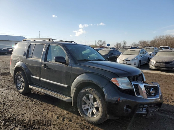 2011 Nissan Pathfinder LE z VIN 5N1AR1NB2BC603975, wystawiony jako Copart lot #84812614 z przebiegiem Nie podano mil oraz Szkoda całkowita • Salvage title. Historia ofert i sprzedaży dostępna na DreamBid. Obrazek 4.