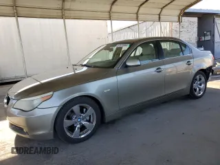 2005 BMW 5 Series 530i with VIN WBANA73535CR59463, listed as a Copart auction lot 67878994 with 147,052 mi miles and Salvage Title. Bid and sale history available at carsss.com. Image 1.