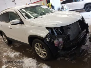 2015 Kia Sorento LX with VIN 5XYKT4A79FG585120, listed as a IAAI auction lot 41533779 with 127,337 mi miles. Bid and sale history available at carsss.com. Image 1.