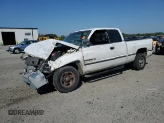 1997 Dodge 1500 z VIN 3B7HC13Y0VG741267, wystawiony jako Copart lot #52572525 z przebiegiem 212 887 mil mil oraz Szkoda całkowita • Salvage title. Historia ofert i sprzedaży dostępna na DreamBid. Obrazek 1.