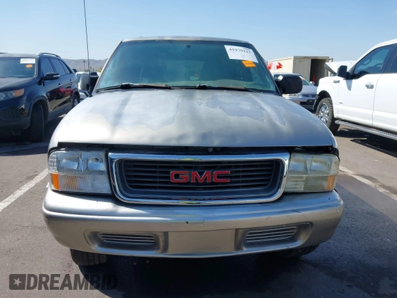1999 GMC Jimmy SLE with VIN 1GKDT13W5X2539067, listed as a IAAI auction lot 41979222 with 1 mi miles. Bid and sale history available at carsss.com. Image 12.