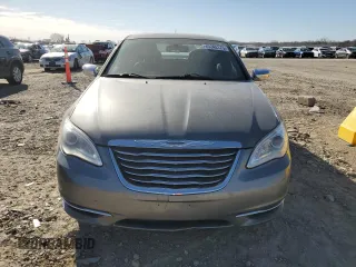 2013 Chrysler 200 Limited with VIN 1C3CCBCG6DN507653, listed as a Copart auction lot 49248375 with 159,695 mi miles and Salvage Title. Bid and sale history available at carsss.com. Image 5.