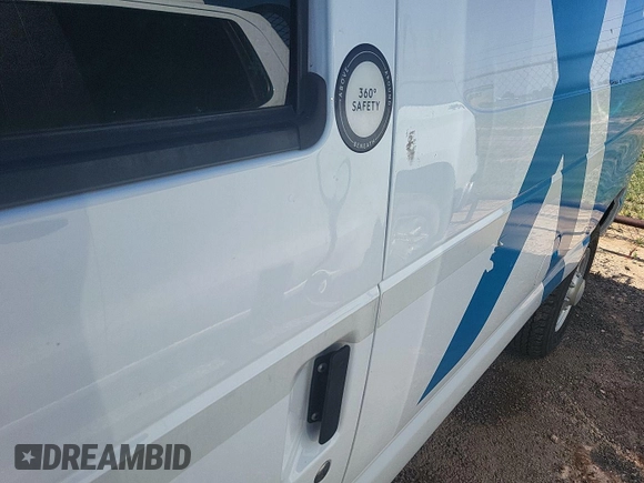 2008 Ford Econoline Cargo Commercial with VIN 1FTNE24L28DA83104, listed as a IAAI auction lot 42786163 with 164,368 mi miles and . Bid and sale history available at DreamBid. Image 4.