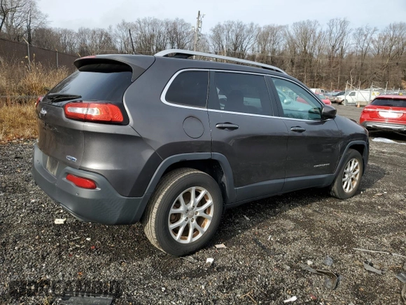 2017 Jeep Cherokee 75th Anniversary Edition с VIN 1C4PJMCS3HW647226, выставлен на аукционе Copart как лот 84397224 с пробегом 22 659 миль миль и Списание • Salvage title. История ставок и продаж доступна на DreamBid. Изображение 3.