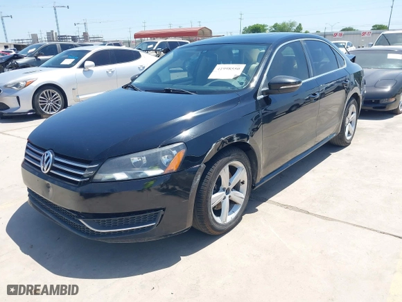 2012 Volkswagen Passat SE with VIN 1VWBH7A32CC094465, listed as a IAAI auction lot 41998550 with 139,833 mi miles. Bid and sale history available at carsss.com. Image 2.