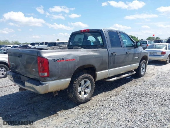 2004 Dodge Ram 1500 SLT with VIN 1D7HU18D34S671344, listed as a IAAI auction lot 42026213 with 367,177 mi miles. Bid and sale history available at carsss.com. Image 4.