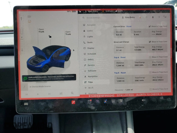 2025 Tesla Model 3 Long Range with VIN 5YJ3E1EB1SF950242, listed as a Copart auction lot 55609035 with 1,344 mi miles and Salvage title. Bid and sale history available at DreamBid. Image 9.