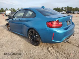 2017 BMW M2 z VIN WBS1H9C30HV887887, wystawiony jako Copart lot #63991044 z przebiegiem 47 495 mil mil oraz Szkoda całkowita • Salvage title. Historia ofert i sprzedaży dostępna na DreamBid. Obrazek 2.
