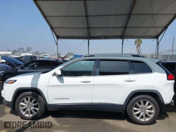 2017 Jeep Cherokee Limited z VIN 1C4PJMDS1HW564702, wystawiony jako IAAI lot #42465423 z przebiegiem 73 606 mil mil oraz . Historia ofert i sprzedaży dostępna na DreamBid. Obrazek 15.