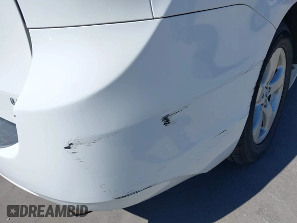 2011 Toyota Sienna LE AAS with VIN 5TDKK3DC1BS150109, listed as a IAAI auction lot 42067808 with 186,811 mi miles and . Bid and sale history available at DreamBid. Image 21.
