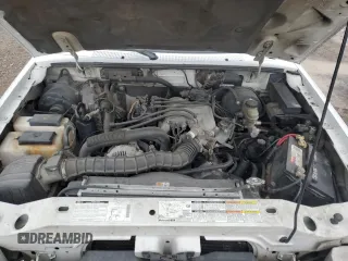 2000 Ford Ranger XL with VIN 1FTYR10V7YPC00743, listed as a Copart auction lot 88146935 with 198,410 mi miles and Salvage Title. Bid and sale history available at carsss.com. Image 11.