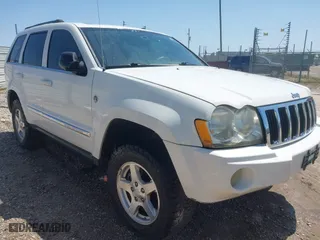 2005 Jeep Grand Cherokee Limited with VIN 1J8HR58265C551947, listed as a IAAI auction lot 41851248 with 205,230 mi miles. Bid and sale history available at carsss.com. Image 1.