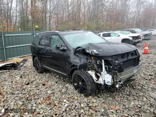 2018 Ford Explorer XLT with VIN 1FM5K8DH7JGC59605, listed as a Copart auction lot 77468614 with 60,136 mi miles and Salvage Title. Bid and sale history available at carsss.com. Image 12.