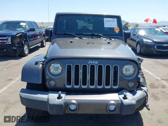 2018 Jeep Wrangler JK Unlimited Altitude with VIN 1C4BJWEG9JL802853, listed as a IAAI auction lot 41993420 with 51,742 mi miles. Bid and sale history available at carsss.com. Image 12.