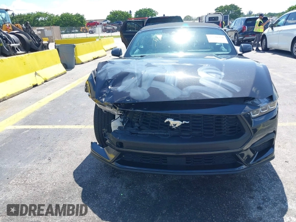 2024 Ford Mustang EcoBoost with VIN 1FAGP8UH9R5123133, listed as a IAAI auction lot 42538350 with 33,581 mi miles and . Bid and sale history available at DreamBid. Image 6.