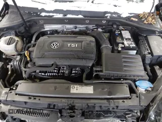 2017 Volkswagen Golf GTI S with VIN 3VW447AU1HM062755, listed as a IAAI auction lot 41307359 with 117,464 mi miles. Bid and sale history available at carsss.com. Image 10.