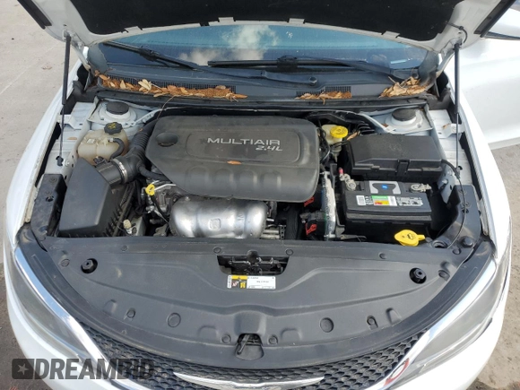 2016 Chrysler 200 Limited with VIN 1C3CCCAB3GN158128, listed as a Copart auction lot 49798685 with 117,227 mi miles and Salvage Title. Bid and sale history available at DreamBid. Image 11.