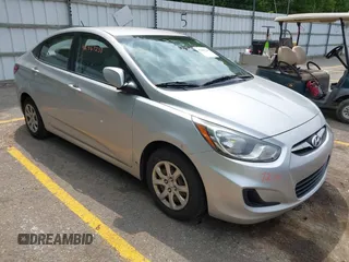 2012 Hyundai Accent GLS z VIN KMHCT4AE8CU229430, wystawiony jako IAAI lot #42467230 z przebiegiem 57 939 mil mil oraz . Historia ofert i sprzedaży dostępna na DreamBid. Obrazek 1.