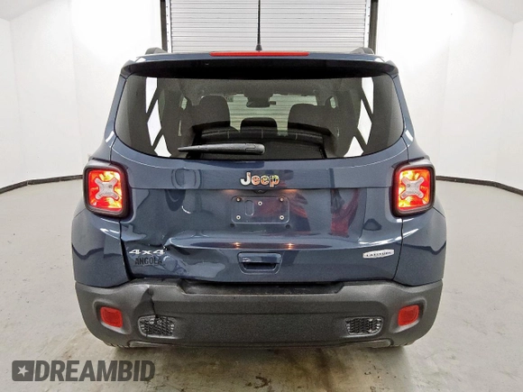 2020 Jeep Renegade Latitude with VIN ZACNJBBB4LPM04590, listed as a Copart auction lot 62933525 with 145,476 mi miles and Clean title. Bid and sale history available at DreamBid. Image 6.