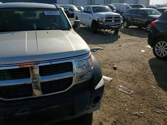 2008 Dodge Nitro SXT z VIN 1D8GU28K98W138540, wystawiony jako Copart lot #53465375 z przebiegiem 92 842 mil mil oraz Czysty tytuł • Clean title. Historia ofert i sprzedaży dostępna na DreamBid. Obrazek 10.