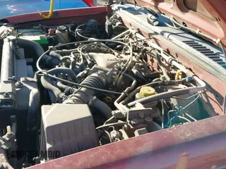 2000 Nissan Frontier XE with VIN 1N6ED27Y7YC370368, listed as a IAAI auction lot 42900154 with 307,337 mi miles and . Bid and sale history available at DreamBid. Image 12.