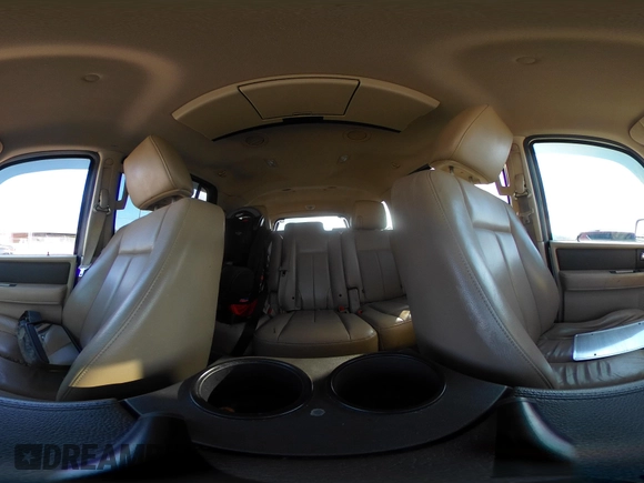 2009 Ford Expedition SSV с VIN 1FMFU15519EB27666, выставлен на аукционе IAAI как лот 41506400 с пробегом 204 593 миль миль и . История ставок и продаж доступна на DreamBid. Изображение 18.