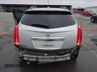 2016 Cadillac SRX Luxury Collection with VIN 3GYFNBE39GS550952, listed as a IAAI auction lot 40921325 with 90,160 mi miles. Bid and sale history available at carsss.com. Image 6.