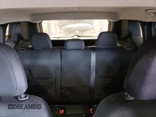 2020 Jeep Renegade Latitude with VIN ZACNJBBB1LPL47605, listed as a Copart auction lot 43620815 with 118,283 mi miles and Salvage Title. Bid and sale history available at carsss.com. Image 10.